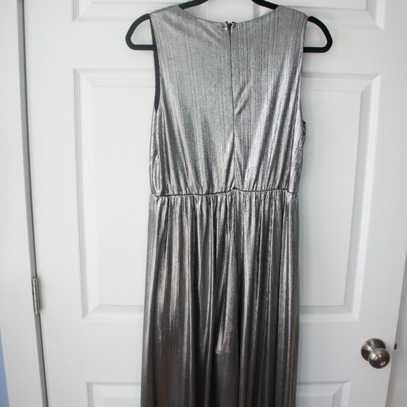 Francesca’s Collection Size Large Silver Jumpsuit - Picture 11 of 16